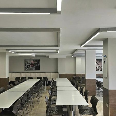Hostel Residencia Alfil マラガ エクステリア 写真