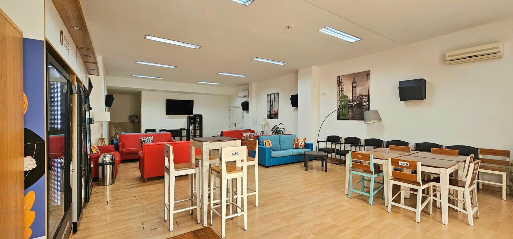 Hostel Residencia Alfil マラガ エクステリア 写真