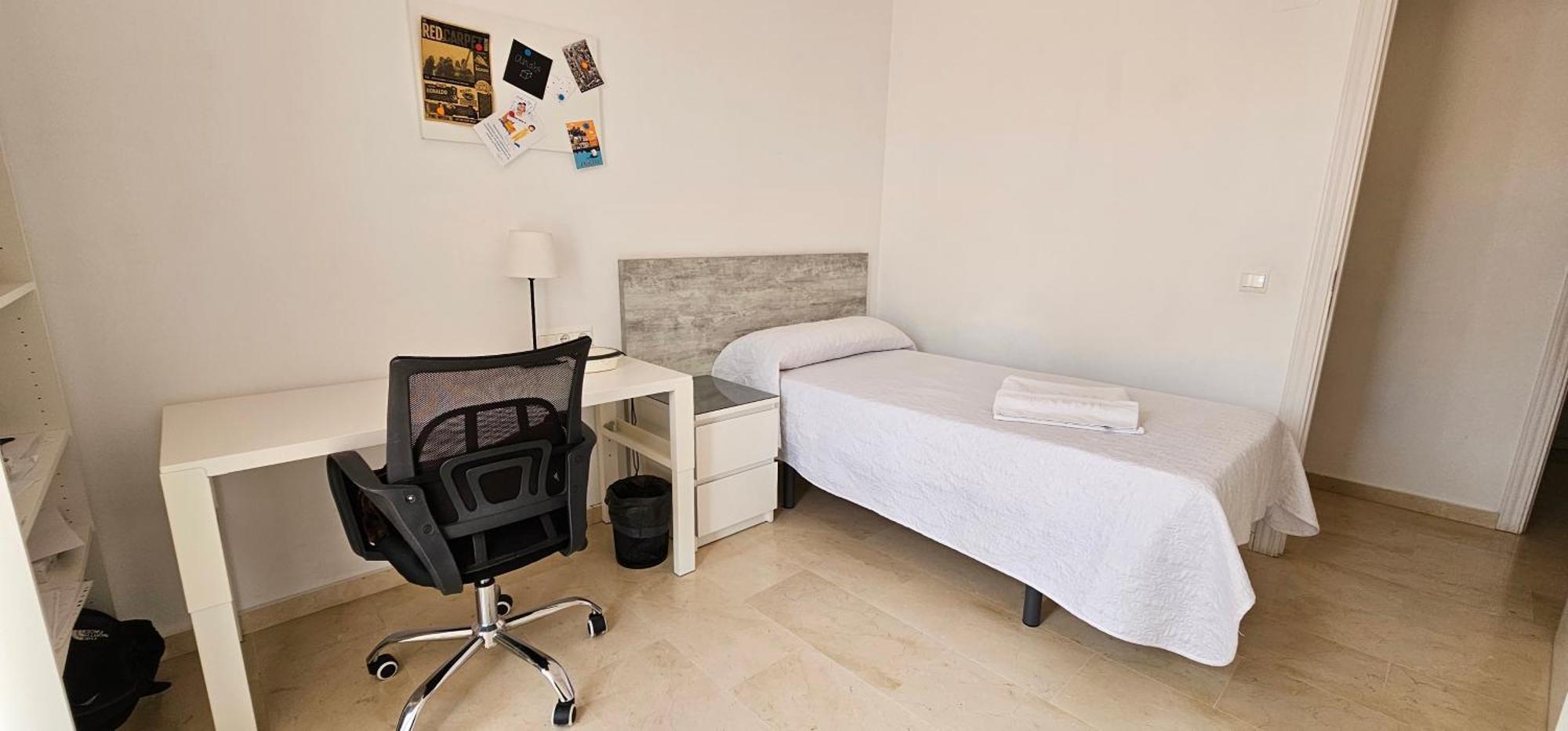 Hostel Residencia Alfil マラガ エクステリア 写真