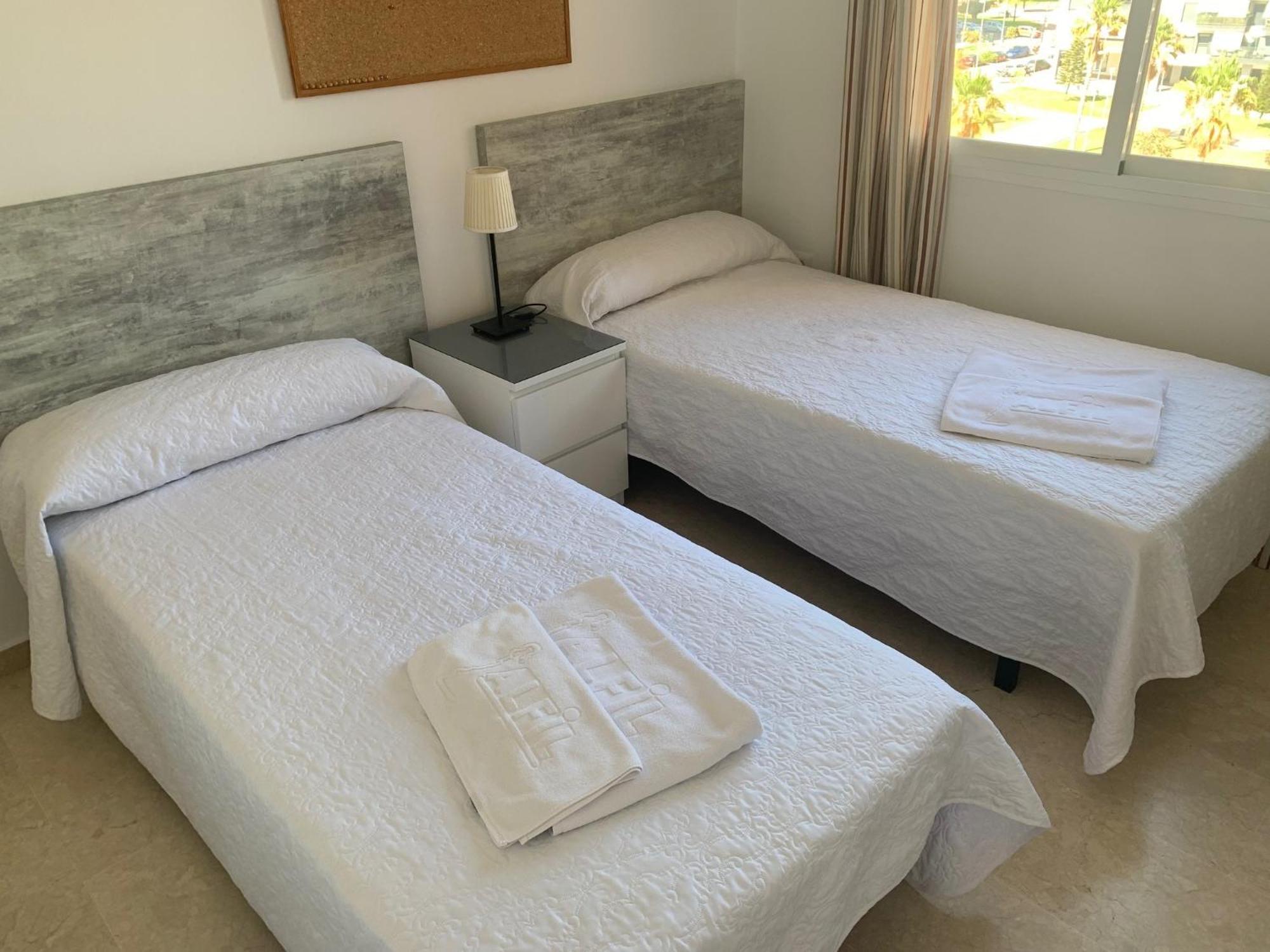 Hostel Residencia Alfil マラガ エクステリア 写真